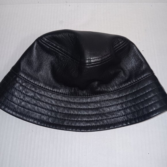ARITIZIA BABATON FAUX LEATHER SANDRA BUCKET HAT SIZE M/L - Picture 7 of 10